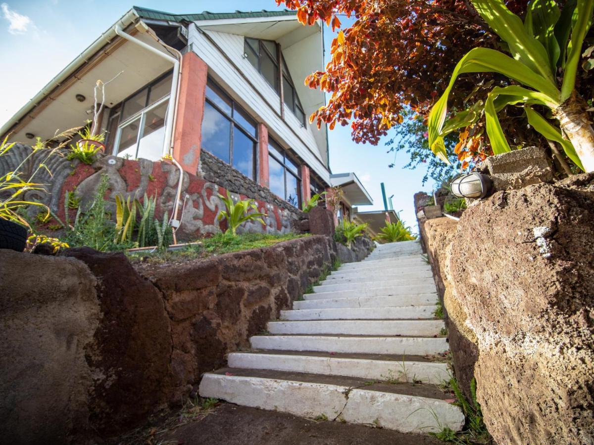 Tupa Hotel Hanga Roa Eksteriør bilde