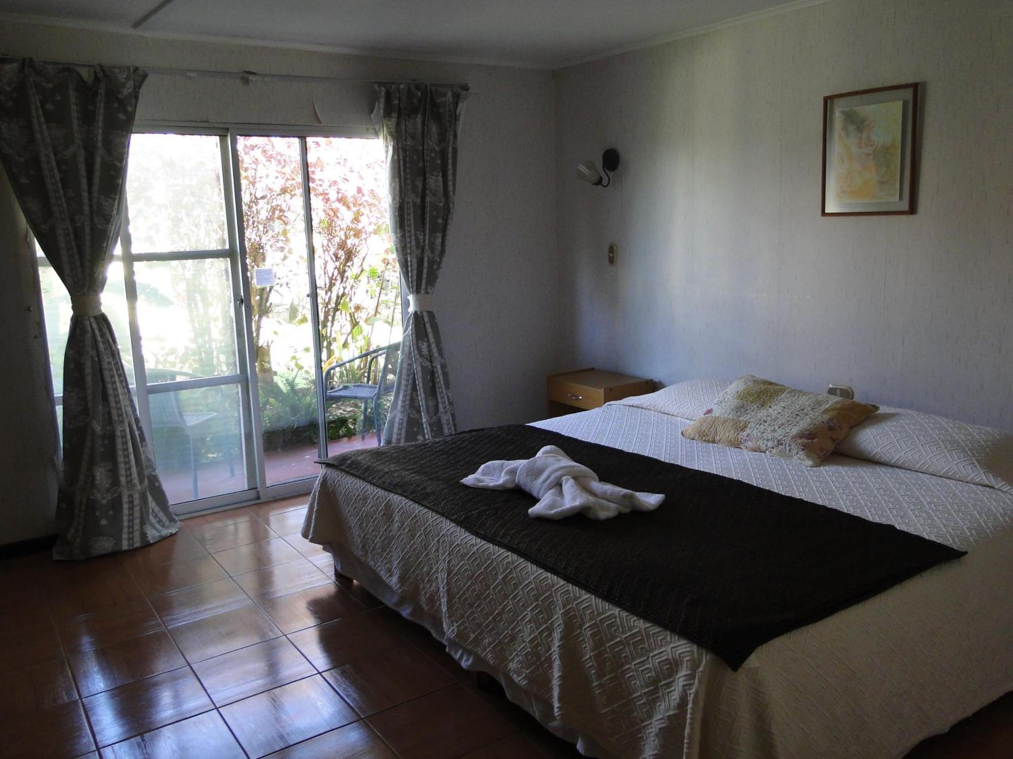 Tupa Hotel Hanga Roa Rom bilde